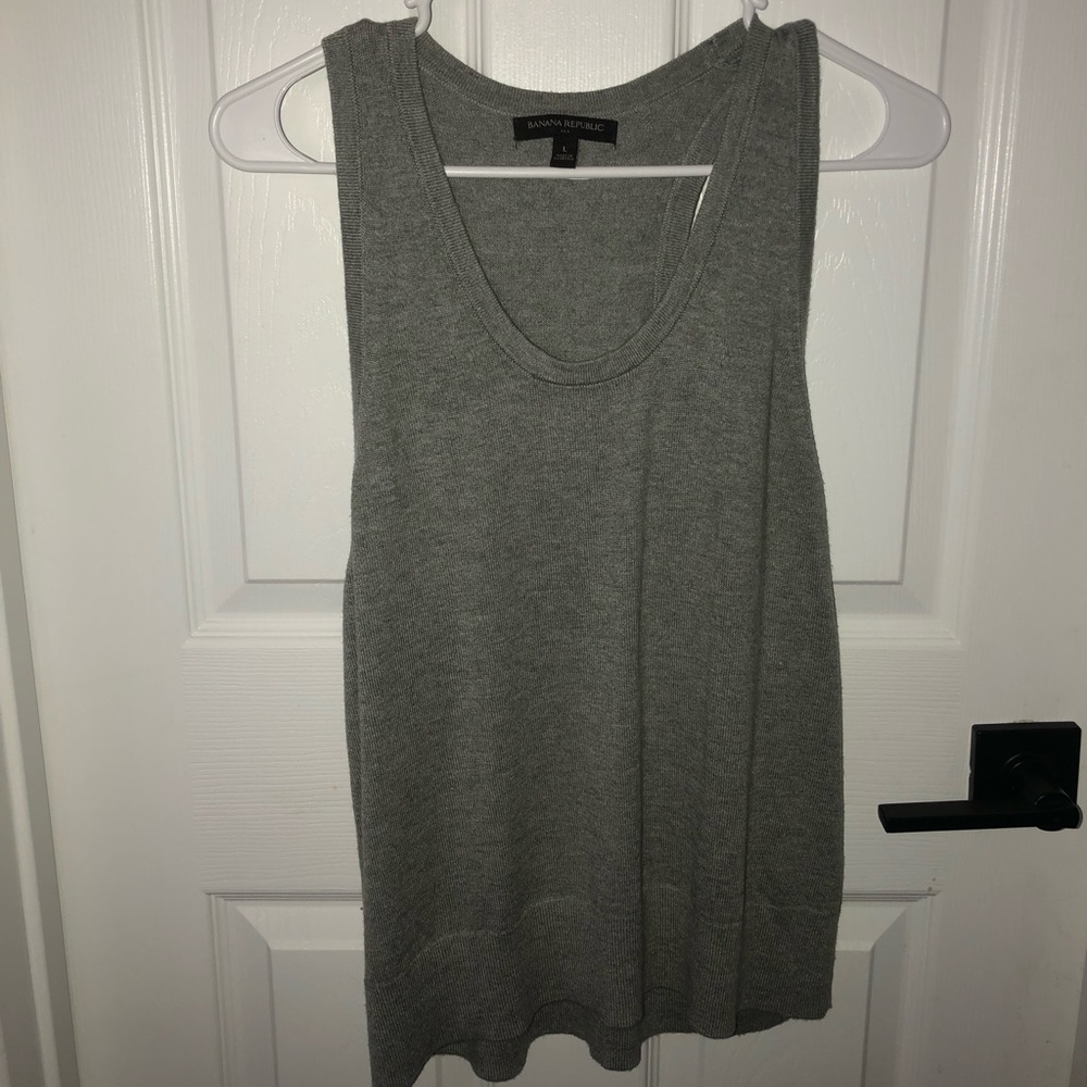 BANANA REPUBLIC KNIT TANK TOP! SIZE L!